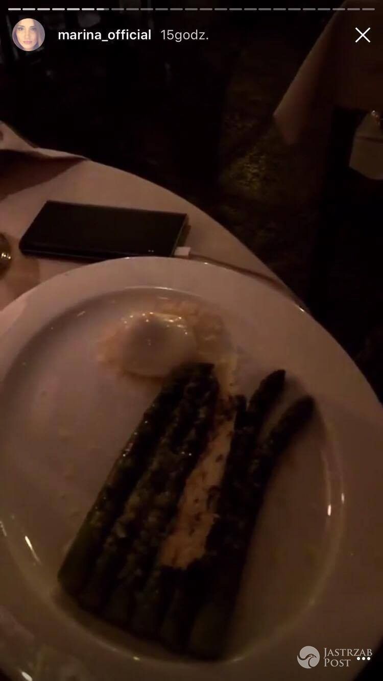 Szparagi z jajkiej sadzonym - kolacja Mariny i Wojciecha Szczęsnego