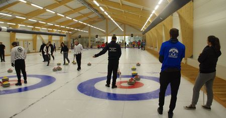 Curling powraca do Poznania. Już w sobotę okazja do spróbowania swoich sił na treningu