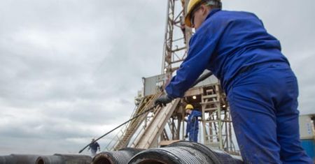 Gaz łupkowy może przynieść Europie milion miejsc pracy