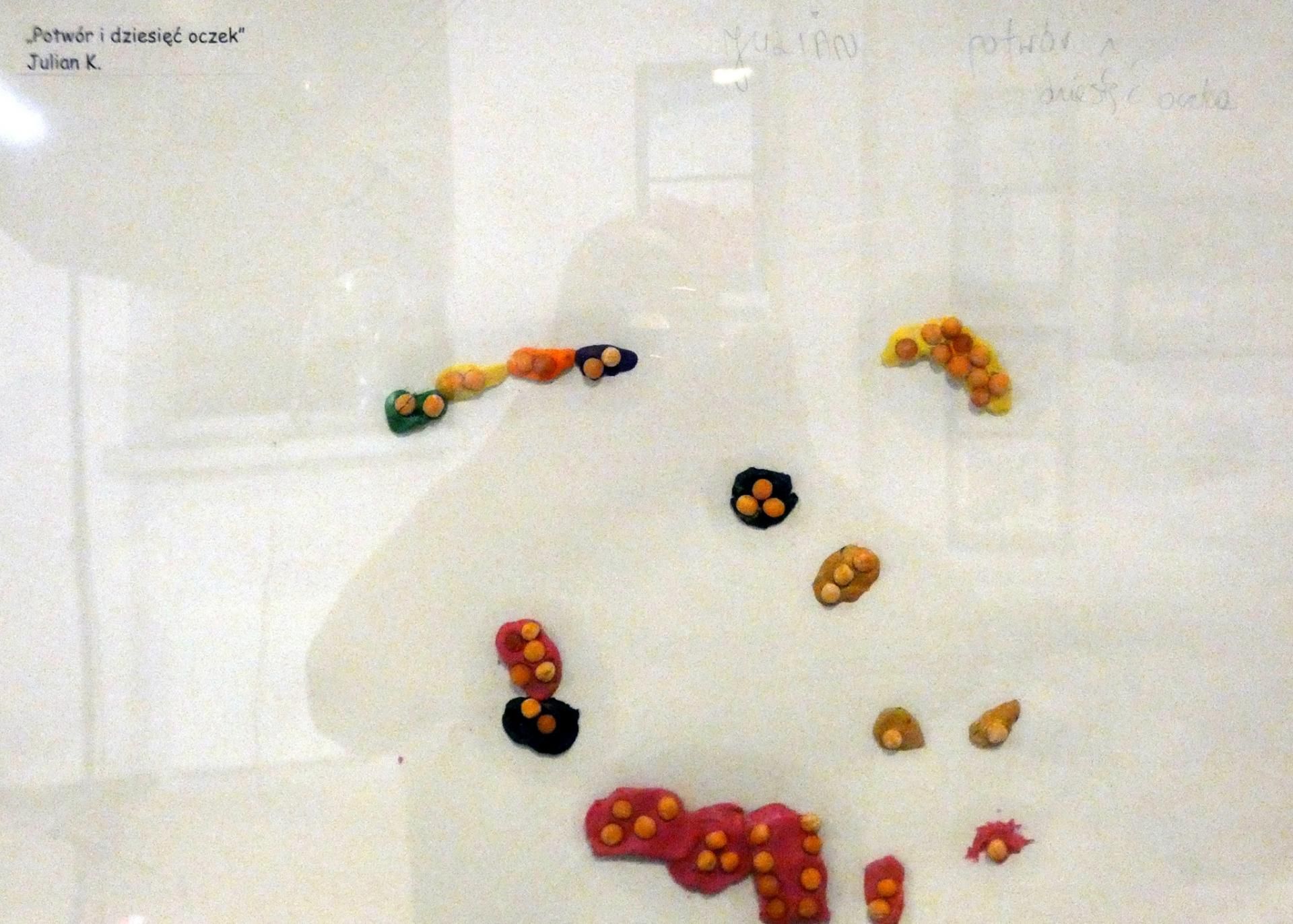 Praca Juliana miała tytuł: ''Potwór i dziesięć oczek''