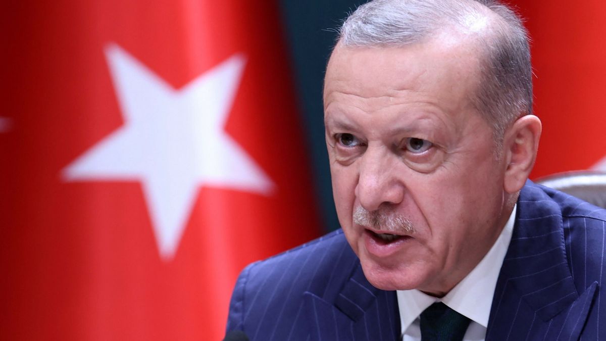 Prezydent Turcji Recep Tayyip Erdogan forsuje swój pogląd na politykę pieniężną