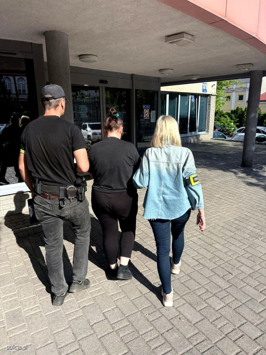 Fałszywa bankierka wyłudziła miliony. 33-latka z Piotrkowa usłyszała 260 zarzutów