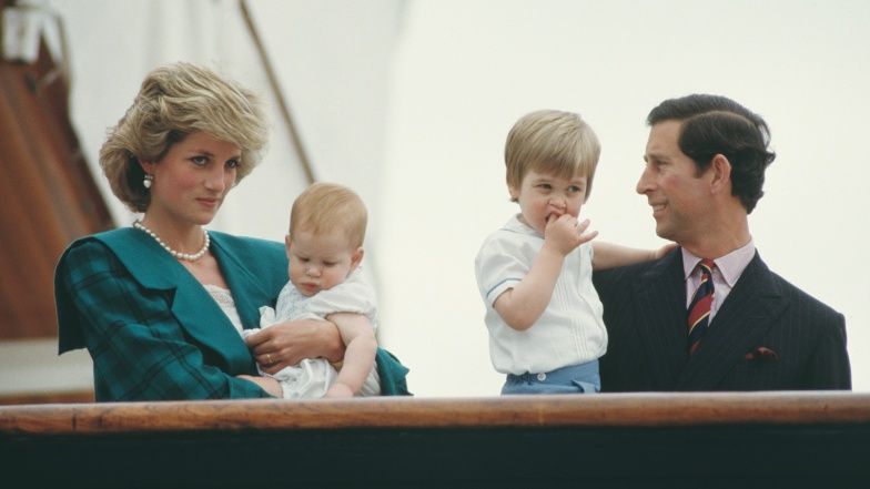 Księżna Diana i książę Karol z synami