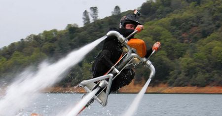Jetovator - najfajniejszy rower wodny na świecie [wideo]