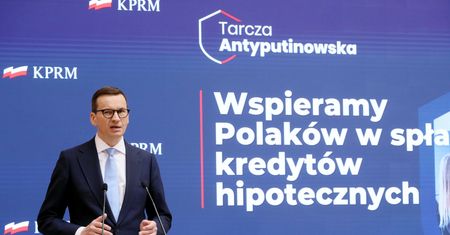Wakacje kredytowe od rządu w ogniu krytyki