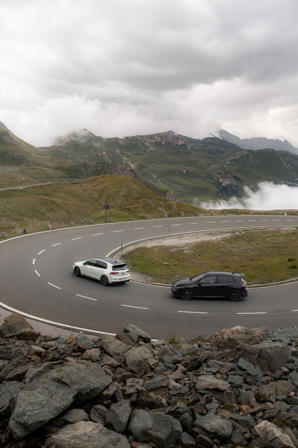 Gran turismo: Volkswagen Golf GTI Clubsport i R w Alpach