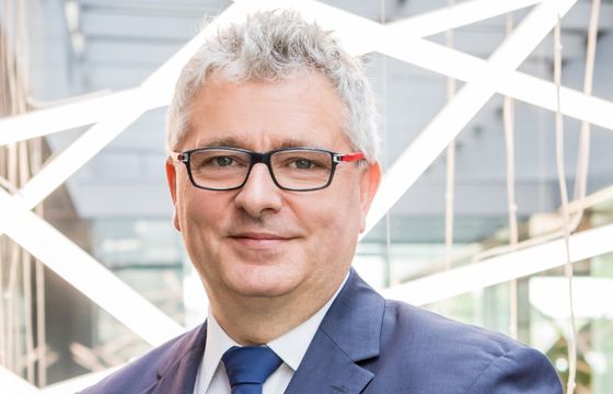 Grupa Sare ze wzrostem wpływów i stratą. Wyższe koszty i wstrzymane kampanie wskutek RODO