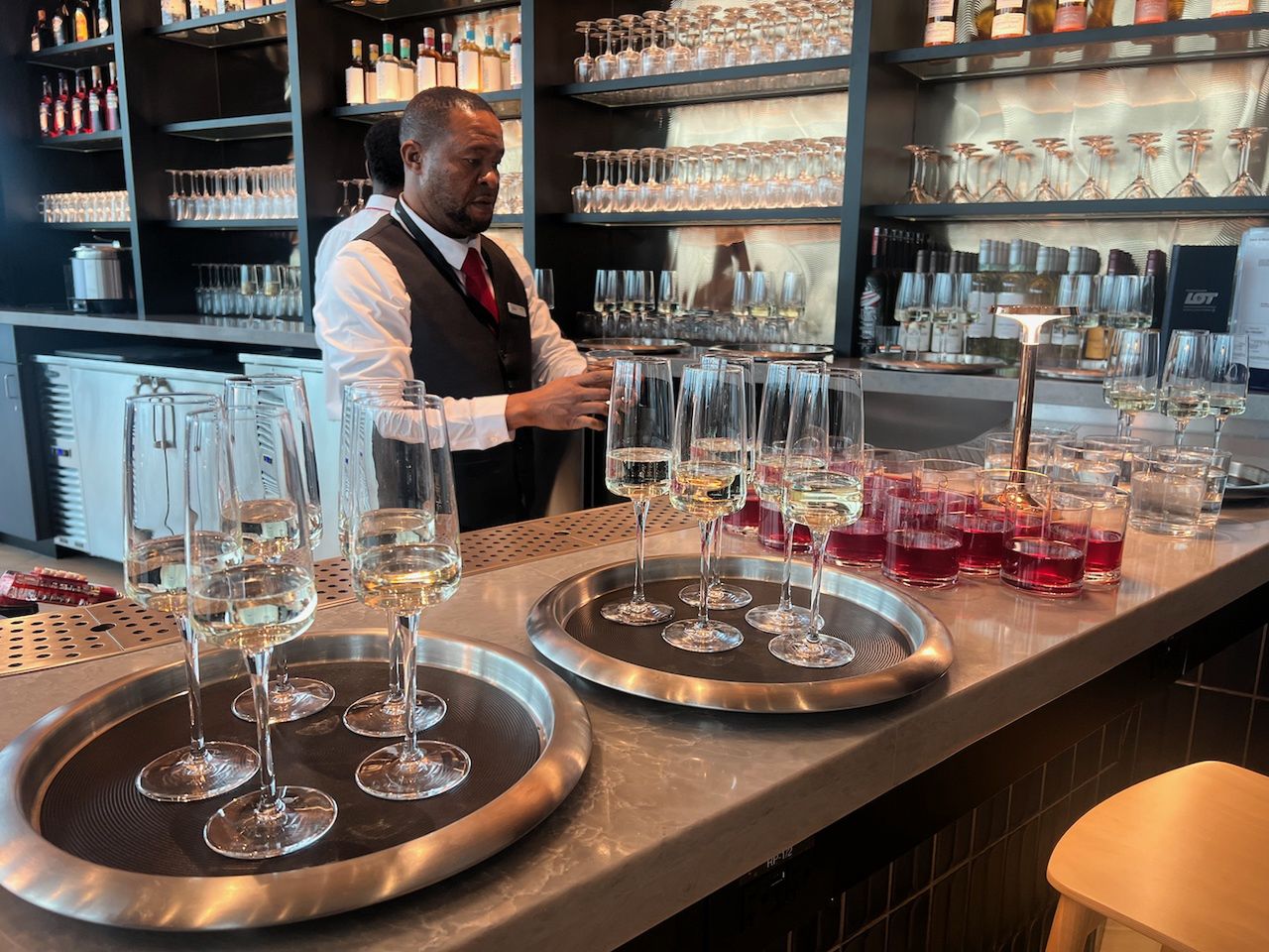 Business lounge LOT-u w Chicago