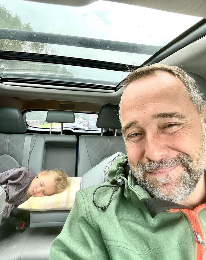 Łukasz Nowicki z córką
