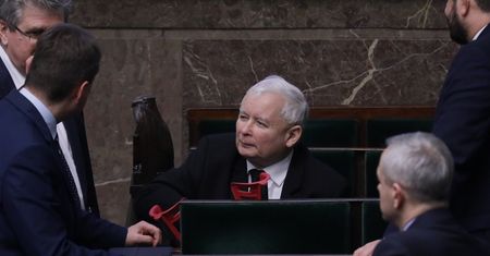 Koronawirus zmienił plany Jarosława Kaczyńskiego. "Prezes wróci do tematu"