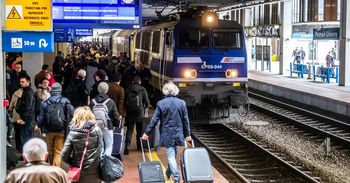 Wielkopolskie: W nocy pociągi zatrzymają się na godzinę