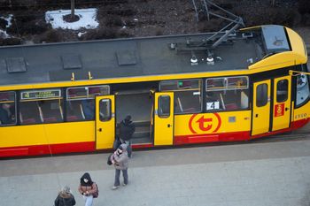 Ile zarabia kontroler biletów w Polsce? Warszawa płaci najwięcej