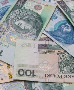 Perfidnie oszukali 82-letnią kobietę. Fałszywi policjanci ukradli seniorce oszczędności życia