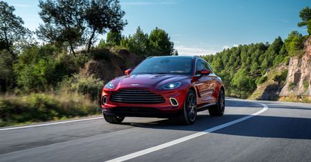 Aston Martin DBX to pierwszy crossover w historii tej marki. Będzie hitem?