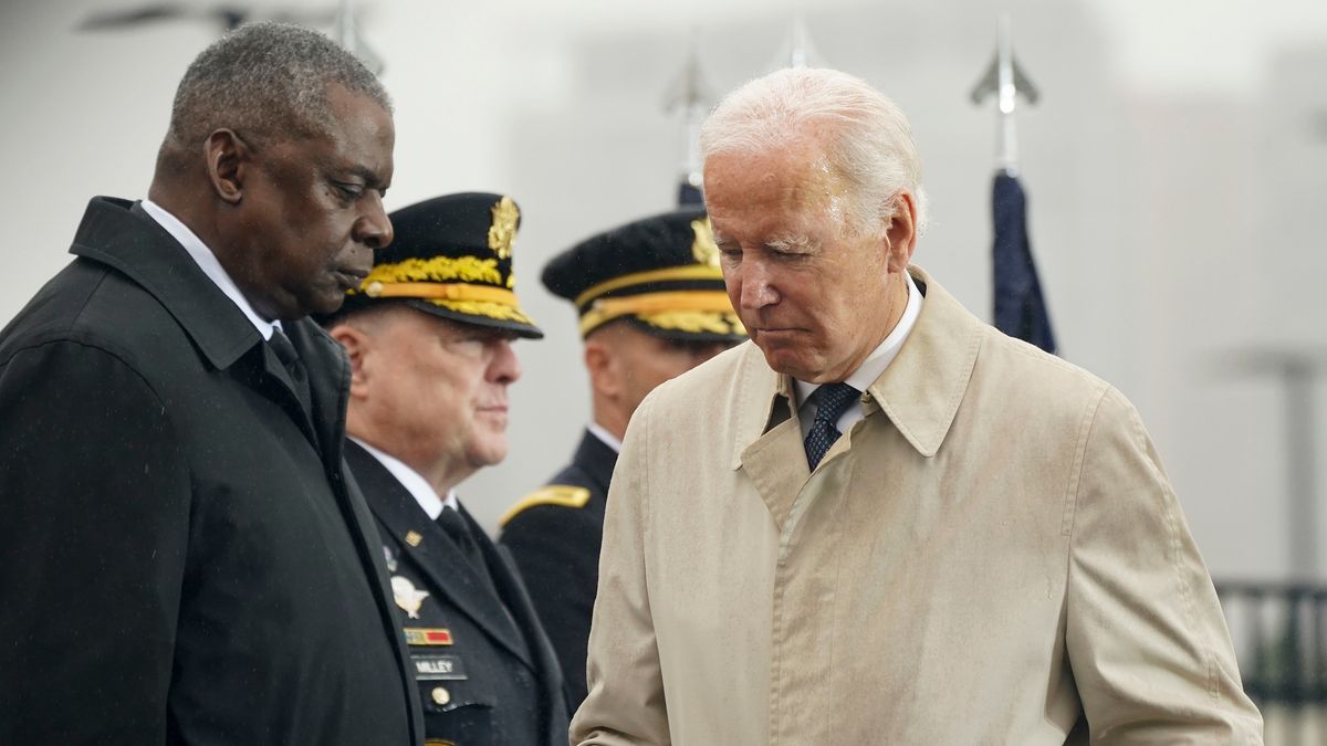Sekretarz obrony USA Lloyd Austin i prezydent USA Joe Biden
