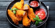 Domowe nuggetsy z kurczaka w chrupiącej panierce