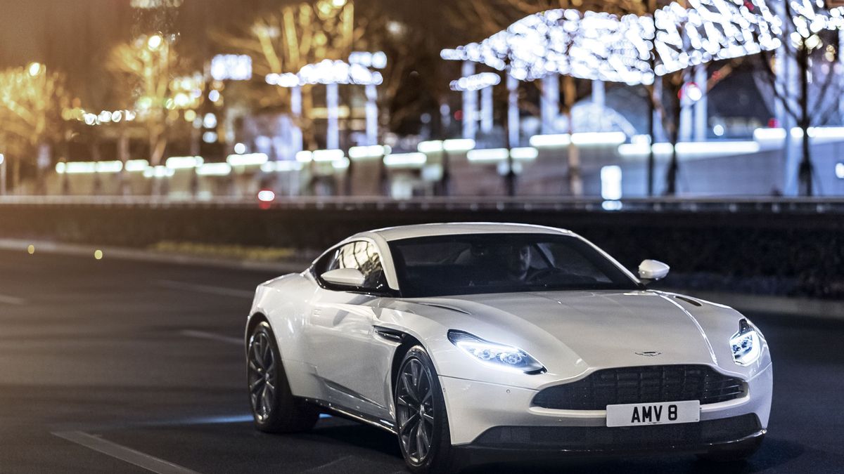 Aston Martin DB11 V8