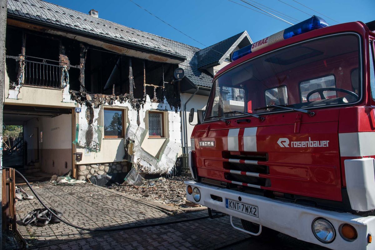 Pożar w Nowej Białej wybuchł w sobotę po południu Fot. Marcin Szkodziński