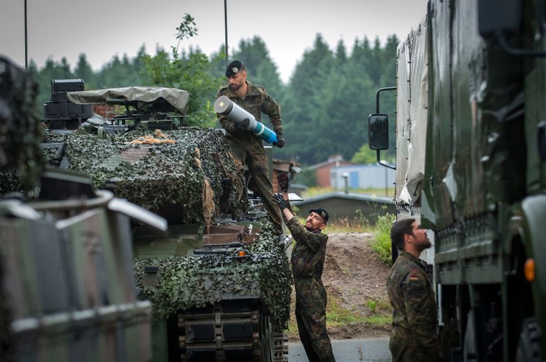 NATO się dozbraja. Niemcy zgłaszają rekordową kwotę - Money.pl