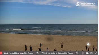 Była 6:30. Taki widok na plaży w Jastrzębiej Górze