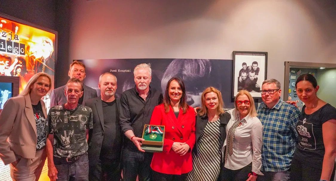 Medal dla Republiki