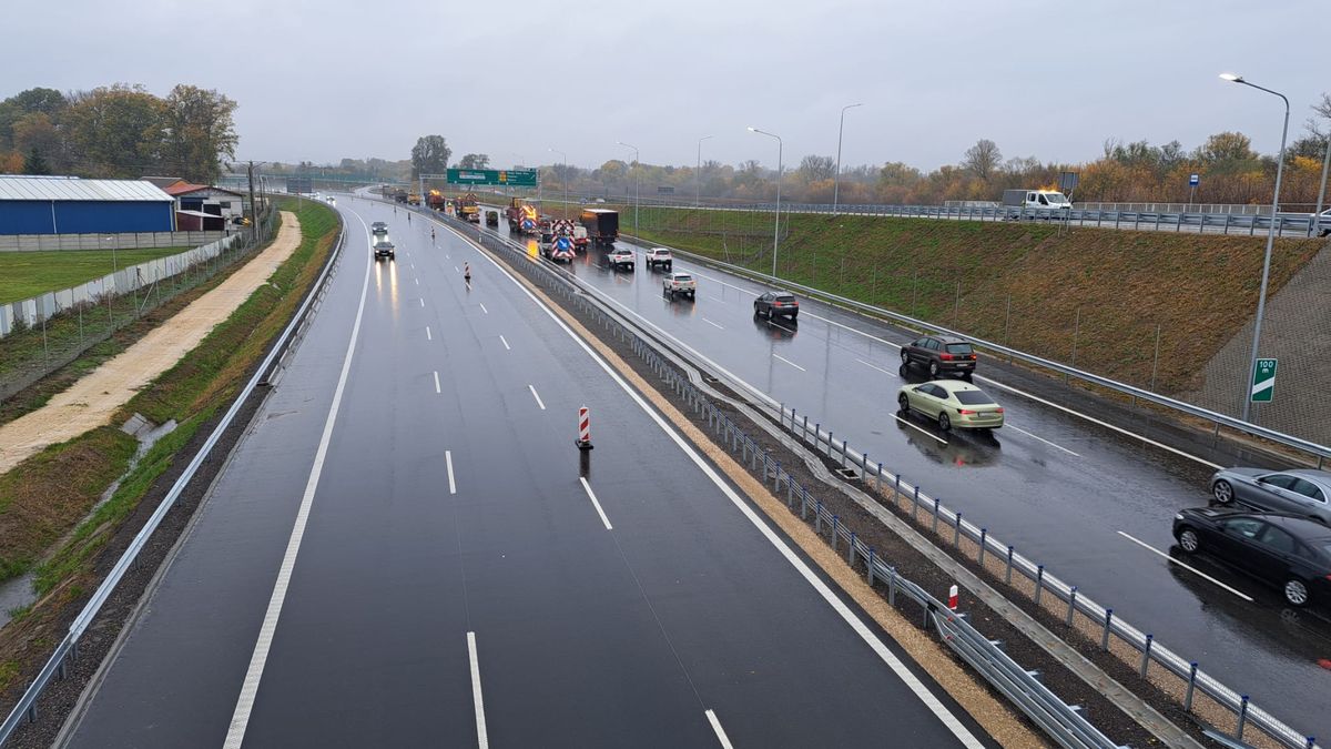 Trzypasmowy odcinek S7 z Czosnowa do Modlina