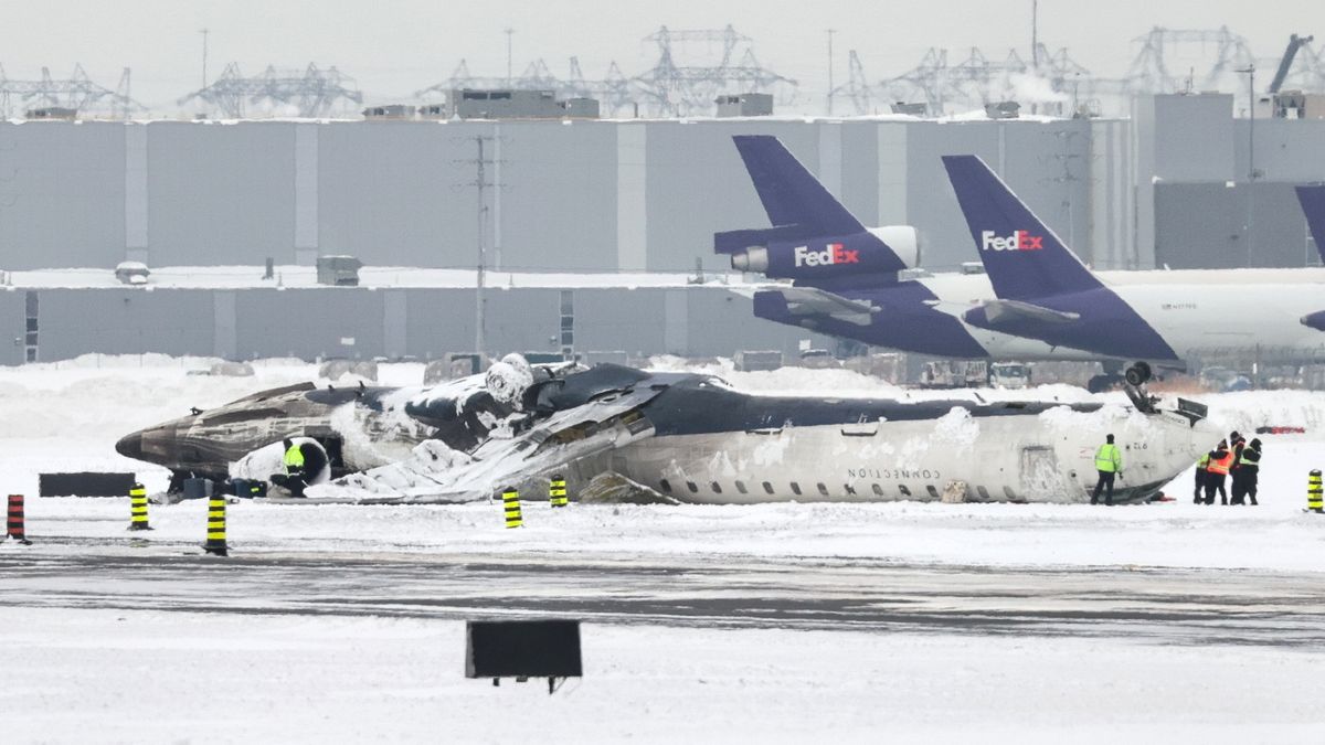 Investigation continues after Delta Airlines plane crash-landed in Toronto
TORONTO, CANADA - FEBRUARY 19 : Wreckage of Delta Airlines plane that crashed upon landing at Toronto Pearson Airport is seen on tarmac as the investigation continues two days after the incident on February 19, 2025. At least 18 people were injured when a Delta Airlines plane crash-landed and flipped upside down at Toronto Pearson International Airport in Canada on Monday. (Photo by Mert Alper Dervis/Anadolu via Getty Images)
Anadolu
plane crash, ontario