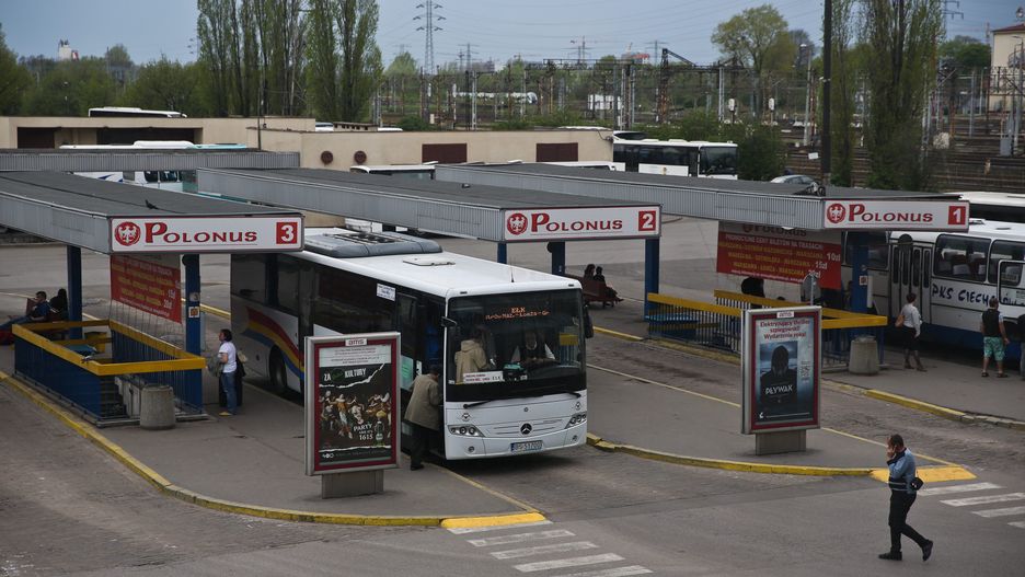 Warszawa. Stopniowo przywracane będą połączenia autobusowe
