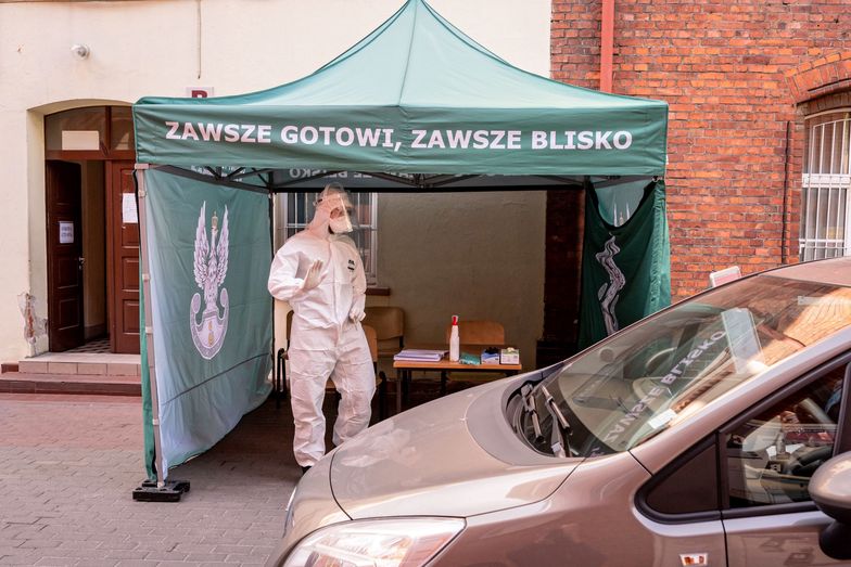 Koronawirus w Polsce. Ruszyły obowiązkowe mobilne punkty testów