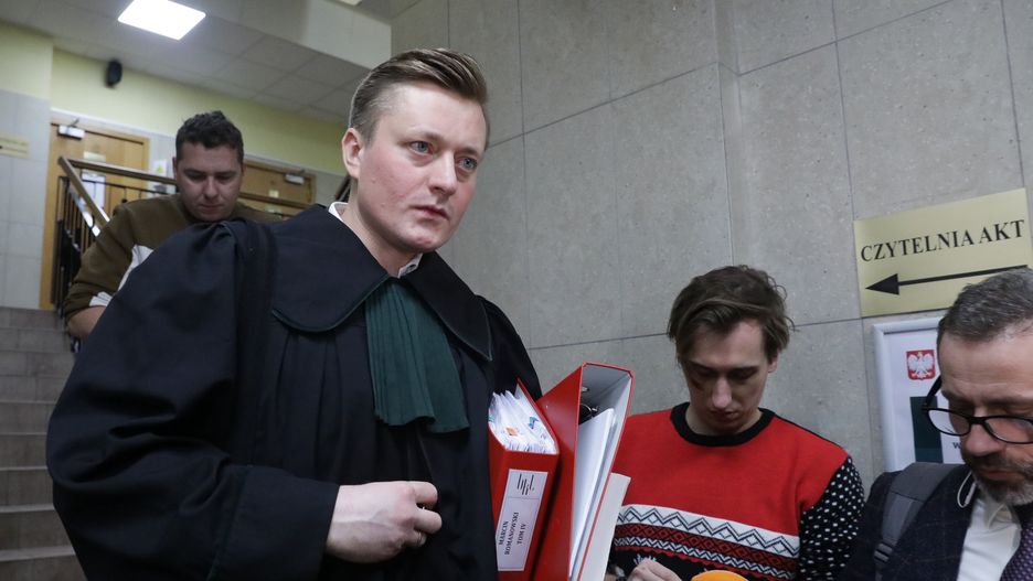 Bartosz Lewandowski
Tomasz Gzell
marcin romanowski, pis, posiedzenie aresztowe, rejonowy, rozprawa, s�d, s�dzia, niestawiennictwo, polityka