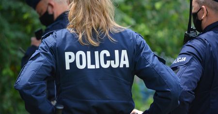 Zbierał pieniądze, starł się z policją. "Nagle zaczął udawać, że nie rozumie"