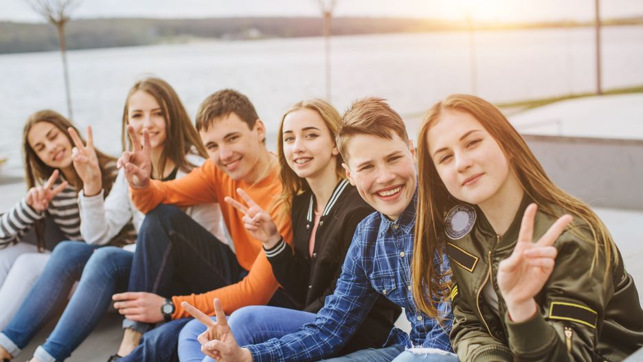 "Rel" młodzieżowym słowem roku 2023 