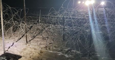 Zasieki na granicy zniszczone. Doszło do ataku na polskie służby