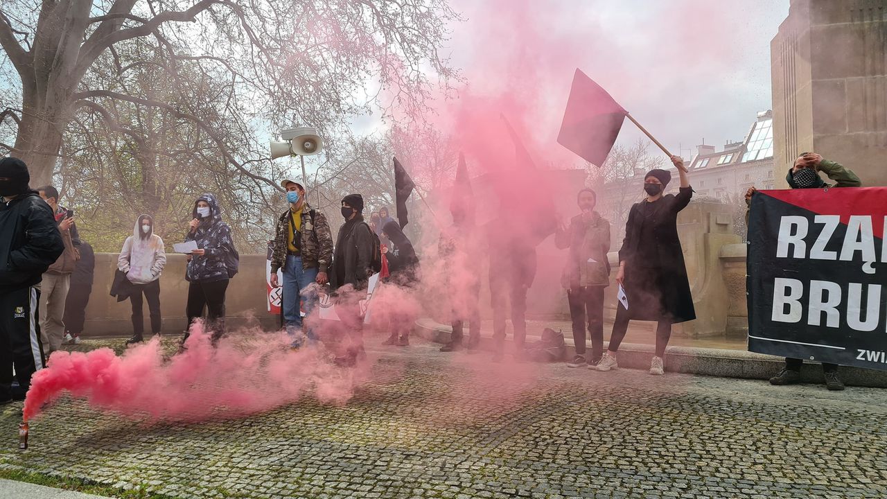 Święto Pracy. Manifestacja zakłócona przez narodowców. Musiała interweniować policja