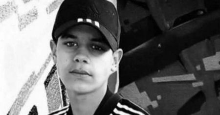20-letni raper zmarł po ataku padaczki. "Tonął we własnym ciele"