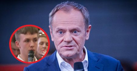 Uczeń ósmej klasy na spotkaniu z Tuskiem. "Uczą nas naprawdę chorych rzeczy"