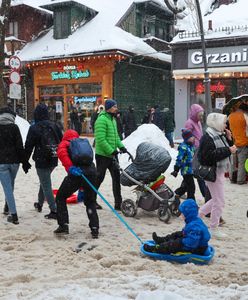 Tłoczno w Zakopanem. Rekordowa frekwencja pod Tatrami