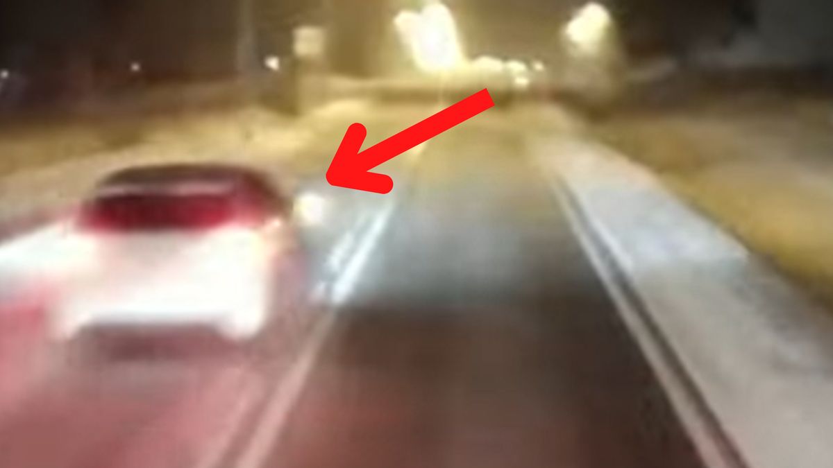 Kierowca wpadł w poślizg