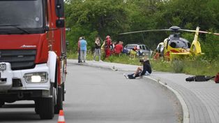 Wypadek dwóch nastolatków na hulajnodze w Świeciu. Jeden z nich poważnie ranny. Lądował LPR