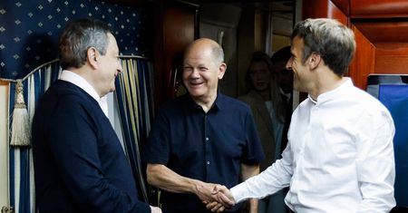 Alarm przeciwlotniczy w Kijowie. W mieście są Scholz, Macron i Draghi