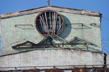 Wałbrzych: Grunt dawnej Fabryki Porcelany Wałbrzych na sprzedaż