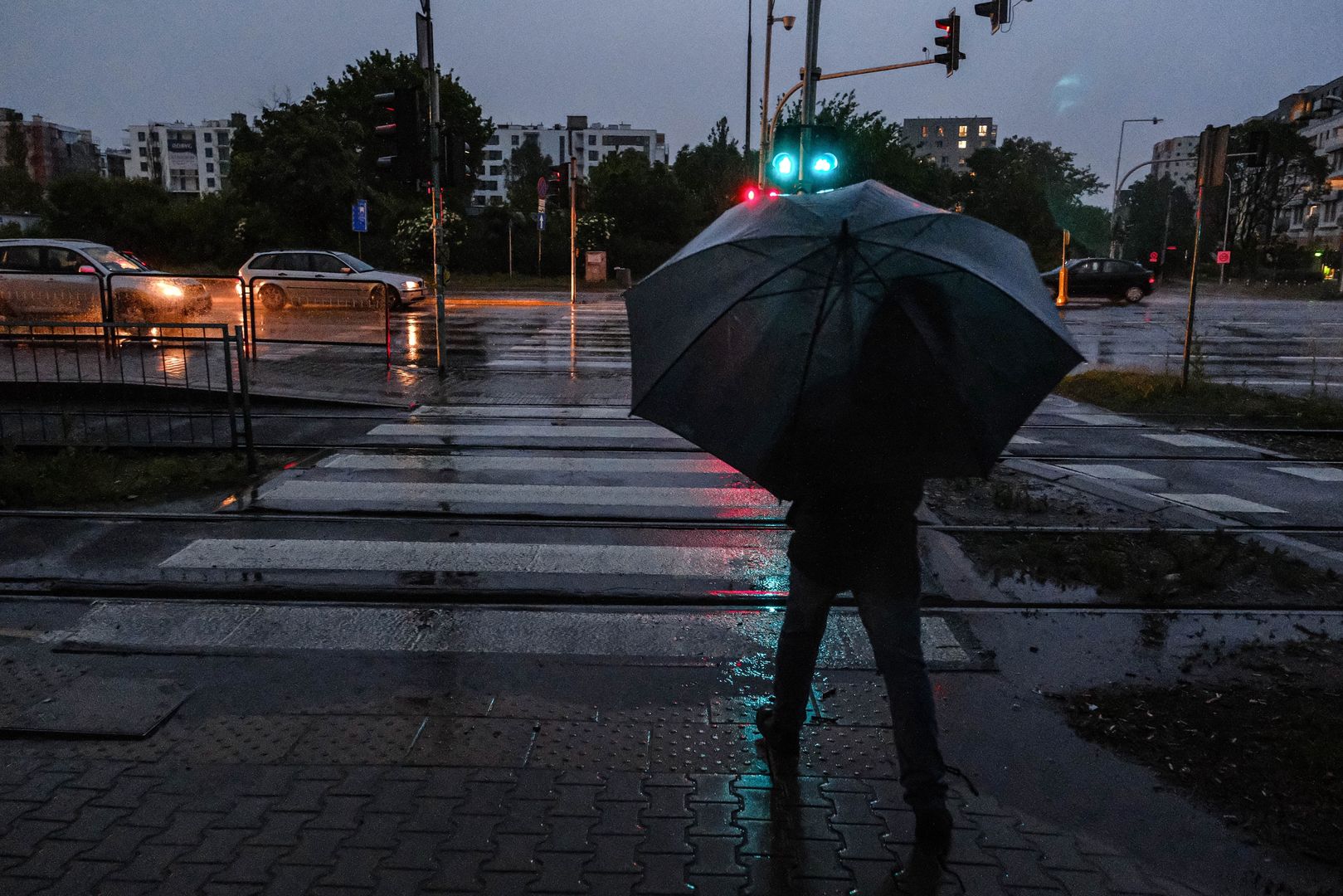 W Warszawie w najbliższych godzinach zagrzmi