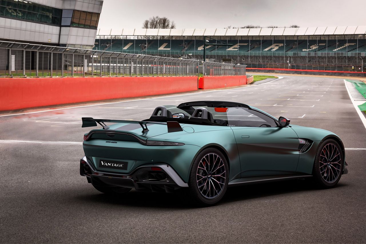 Aston Martin Vantage F1 Roadster (2021)