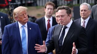Tak miliardy zmieniają kampanię w USA. "Wydatki bez kontroli"