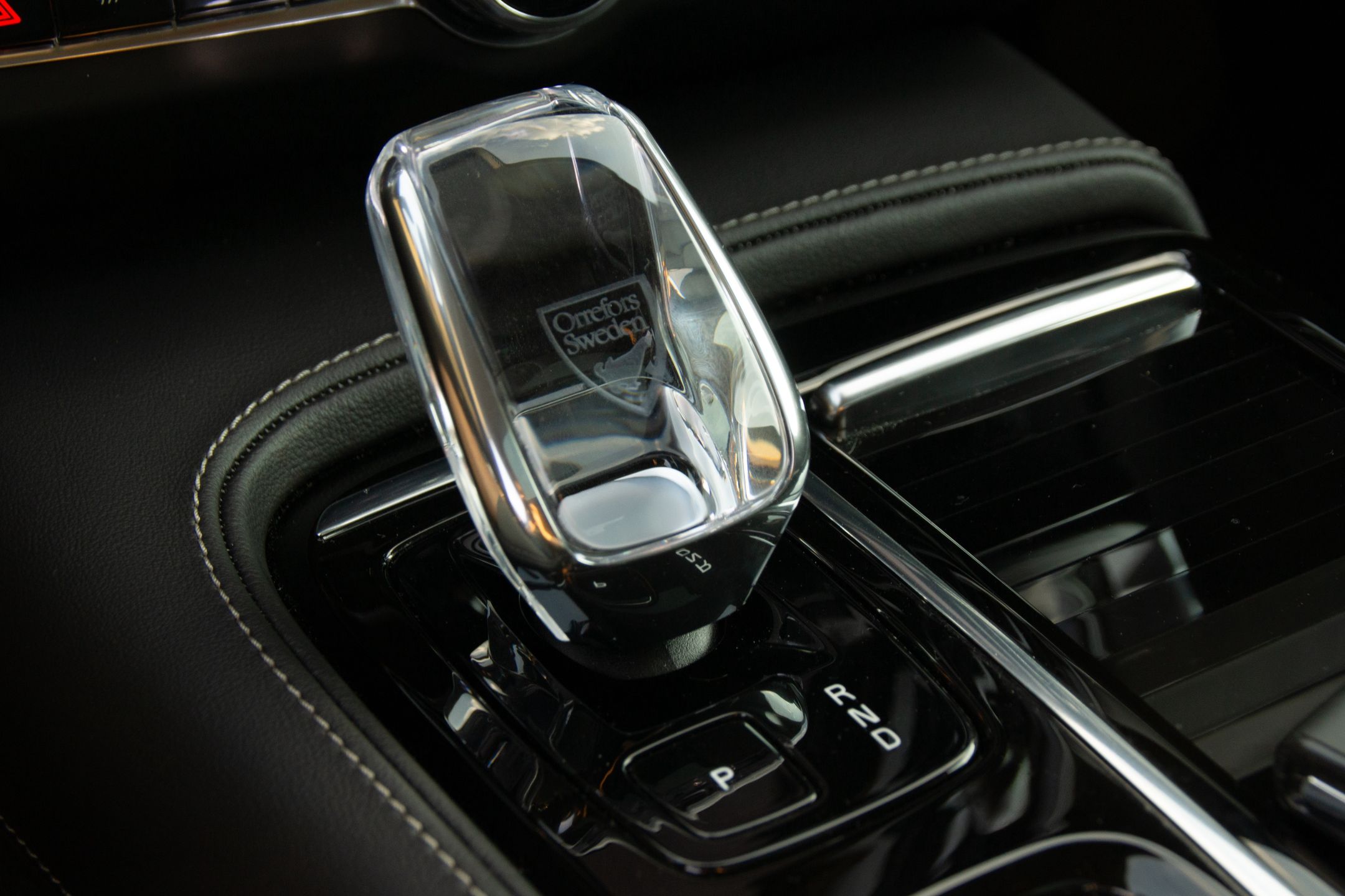 Volvo S90 T8