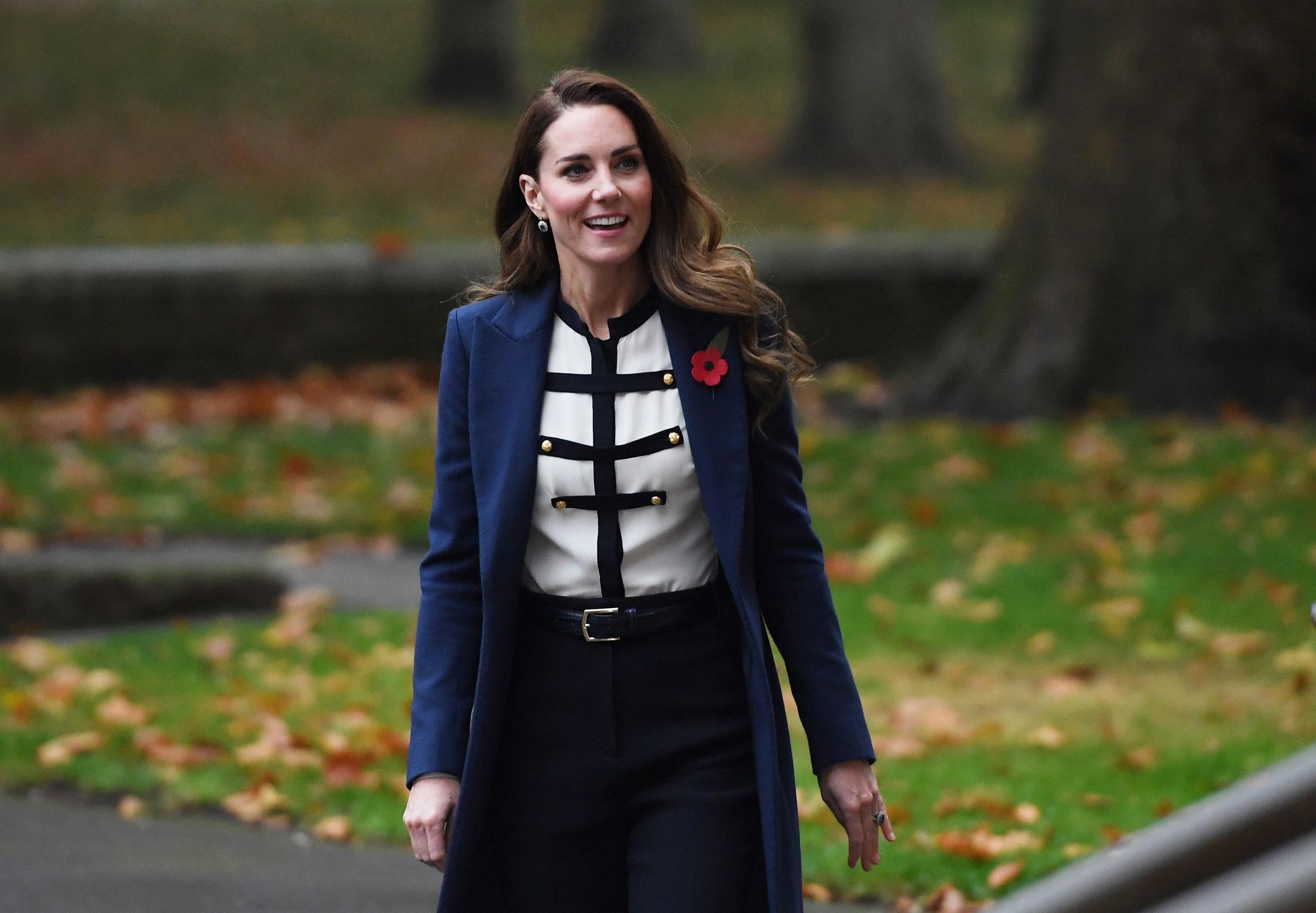 epa09574505 Britain's Catherine, Duchess of Cambridge, arrives at the Imperial War Museum to officially open two new galleries, the Second World War Gallery and the Holocaust Gallery, in London, Britain, 10 November 2021.  EPA/FACUNDO ARRIZABALAGA 
Dostawca: PAP/EPA.