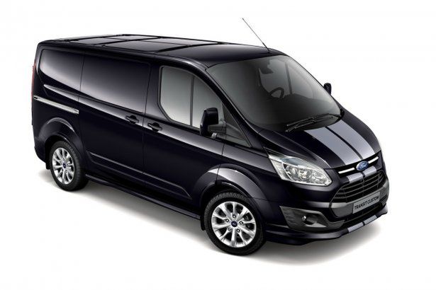 Dostawczak z pazurem - nowy Ford Transit Custom Sport