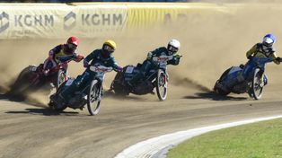 Derby tym razem „dla Zielonej”: Stal przegrała u siebie z Falubazem