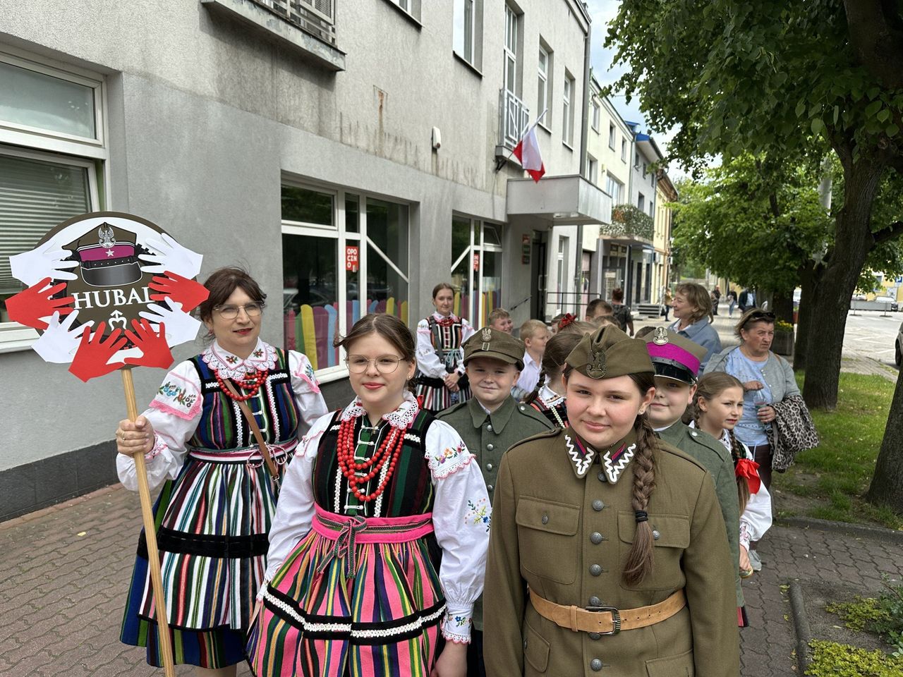 Korowód na otwarcie Dni Opoczna 2025 z okazji 660-lecia nadania praw miejskich