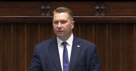 Czarnek dał popis w Sejmie. "Bezczelnie kłamiecie"